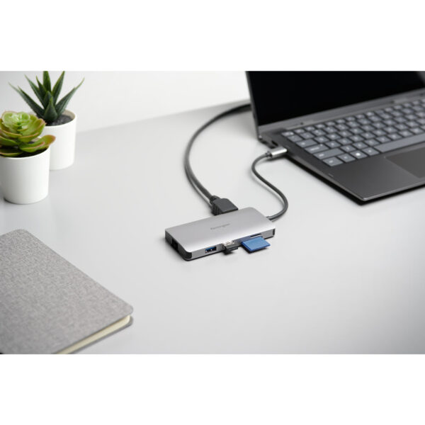 Kensington Replicador de puertos de vídeo triple sin Drivers SD4840P USB-C de 10 Gbps y con PD de 85 W