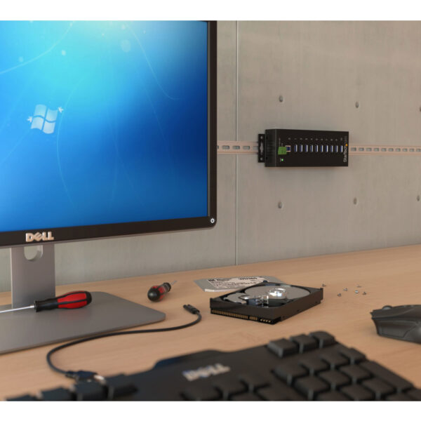 StarTech.com 10 Port Industrial USB 3.0 Hub - Metal