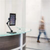 StarTech.com Soporte con Brazo Ajustable para Tablet - Pivotante - de Montaje en Pared StarTech.com Soporte con Brazo Ajustable para Tablet - Pivotante - de Montaje en Pared