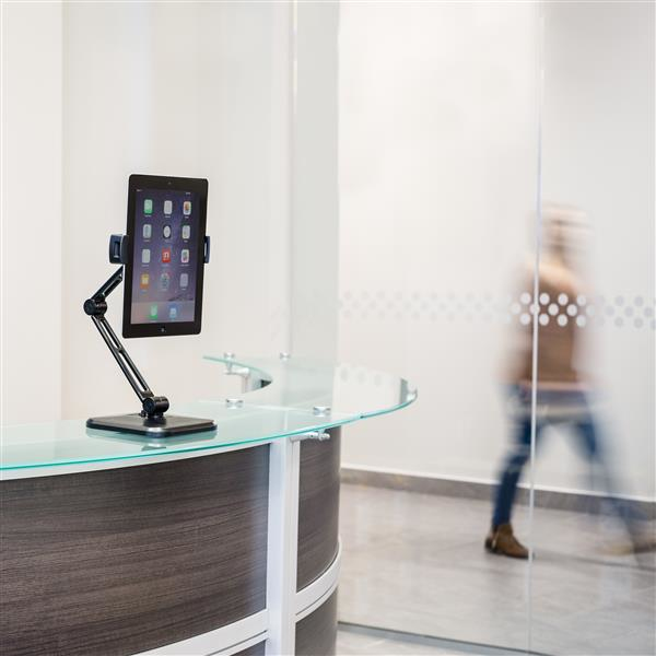 StarTech.com Soporte con Brazo Ajustable para Tablet - Pivotante - de Montaje en Pared StarTech.com Soporte con Brazo Ajustable para Tablet - Pivotante - de Montaje en Pared