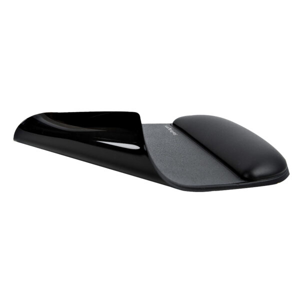 StarTech.com Mouse Pad With Wrist Support Non-Slip
